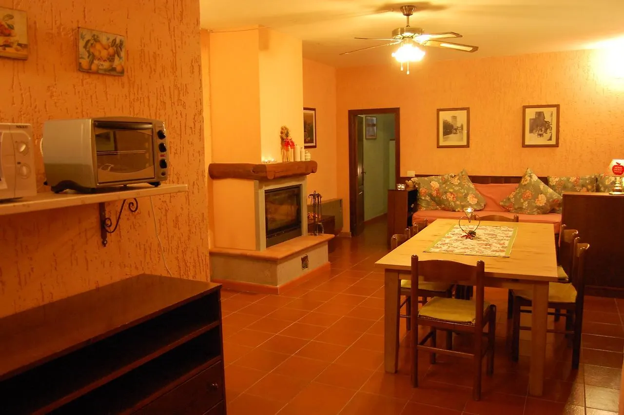 Apartahotel Residence Casa Lama Castelfranco di Sopra Italia